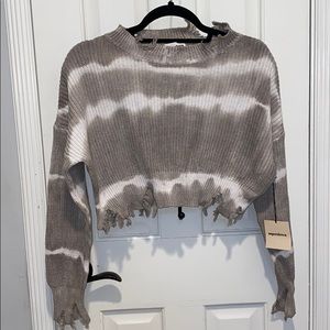 NEVER WORN cropped sweater